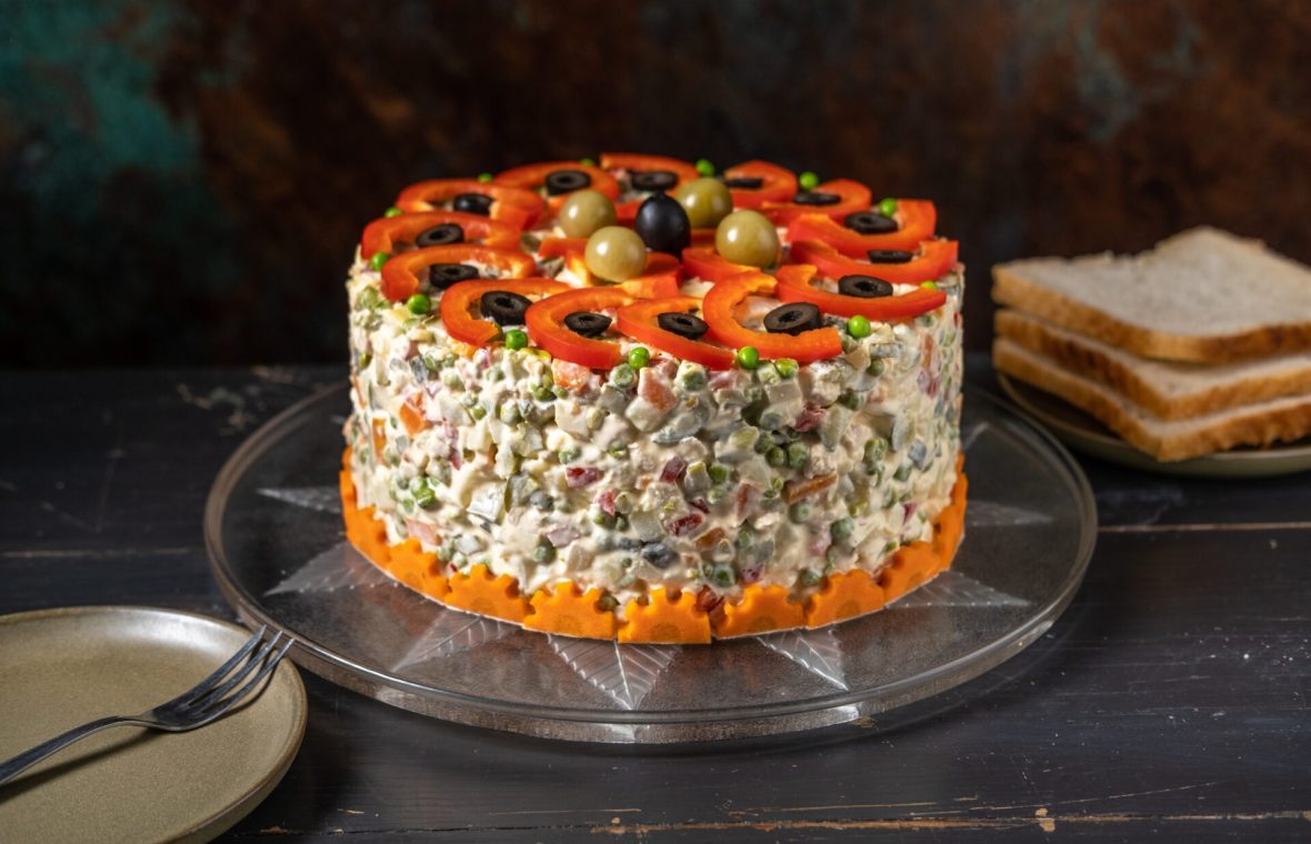 salata boeuf care arată ca un tort
