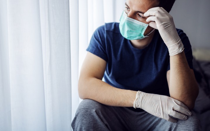 Peste 30.000 de familii din România sunt în doliu după ce și-au pierdut rude din cauza complicațiilor Covid-19