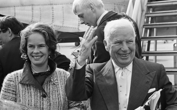 Oona O'Neill și Charlie Chaplin, în 1965