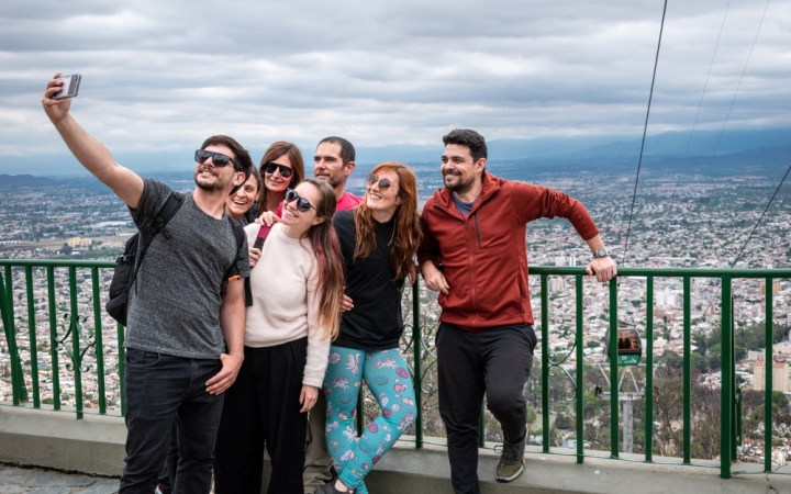 grup de turisti