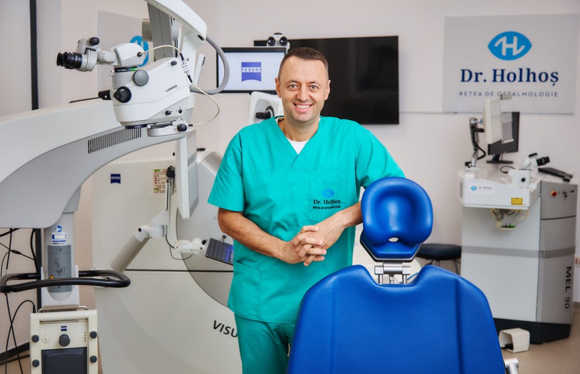 dr. holhoș în cabinet