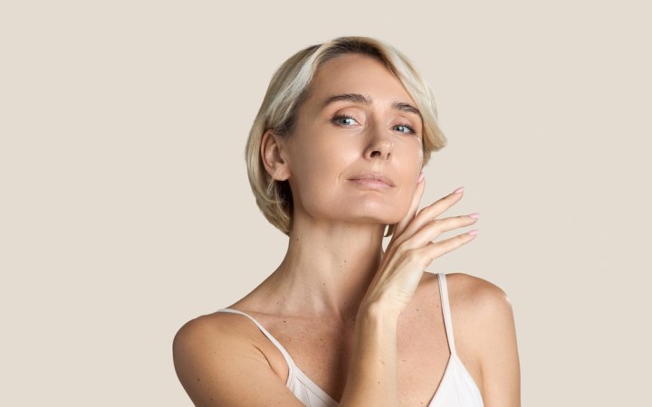Biorevitalizarea stimulează regenerarea pielii din interior, iar rezultatul este un ten cu un aspect întinerit și sănătos. FOTO: Shutterstock