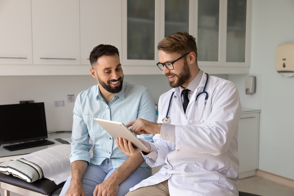 Medicii recomandă efectuarea anuală a unui set de analize de bază pentru depistarea timpurie a problemelor de sănătate. FOTO: Shutterstock